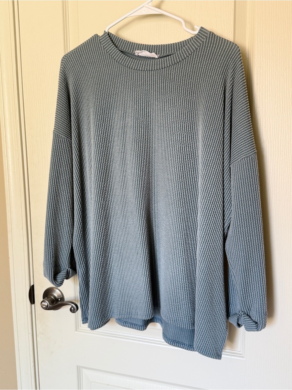Carly Jean Los Angeles Evelyn Pullover Sweater Blue Size M